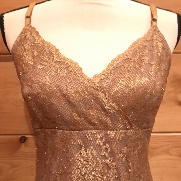 Sparkly Gold Lace Tank- Size M - Picture 3 of 6